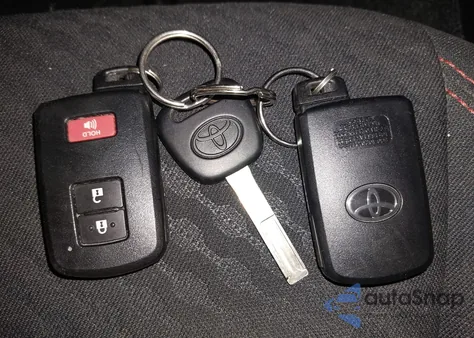 2023 Toyota Tacoma Sr5 V6 из США, поврежденный, VIN 3TYCZ5AN8PT141565